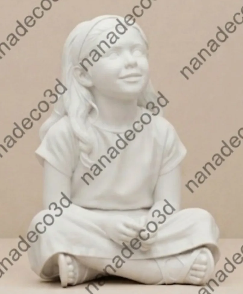 Figura de Niña mirando a Jesus 2 para belén de Nanadeco3D, impresa en 3D y sin pintar