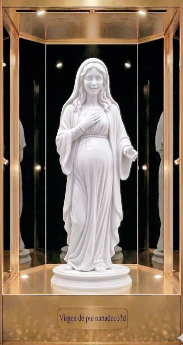 Figura de Virgen embarazada de pie boca abierta para belén de Nanadeco3D, impresa en 3D y sin pintar